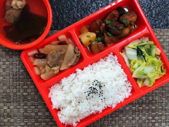 吴兴食堂承包